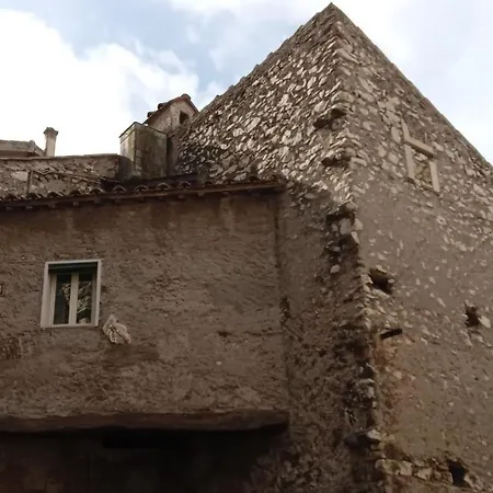 Borgo 63 Medieval House * Montecelio